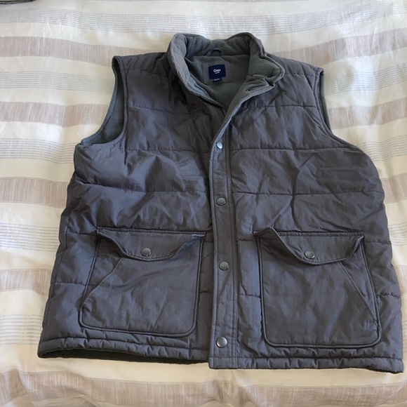 GAP xl gray vest - Picture 2 of 3